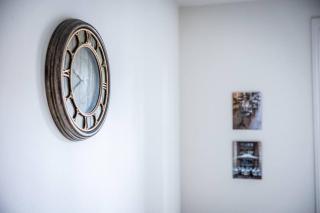 Irvine Upscale 2BR Apt near Spectrum, Great Park, UCI - 1