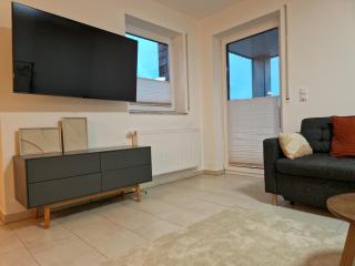 Cozy Apartment: Design Superior Suite Zentral - Küche - Balkon - 3