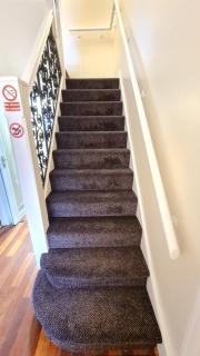 Luxury London House Sleeps x 16, Free Parking, Free Wifi, Garden Patio, Close to tube line easy access to Central London - Ilford - 1