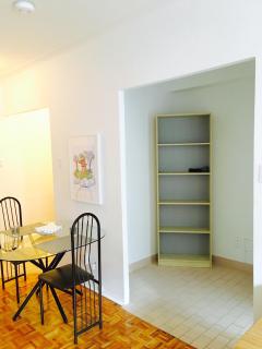 Stylish Montreal Apartment: Comfortable Stay in the Golden Square Mile - Montreal - 7