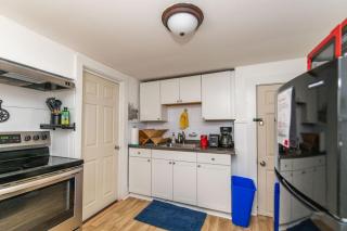 Ideally located 2BR Winooski Apt - 7