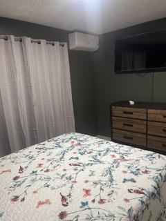 New Kingston Retreat - 4