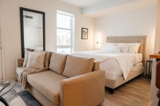 Elegant Apartment in the Heart of Hollywood - Los Angeles - 7
