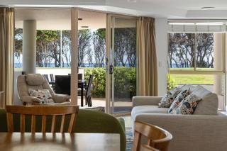 Waterview Beachside Apartment - Palms 2 - 6