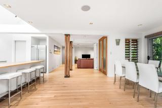 Ariels on the Beach - 4 BR beachfront home w. pool - 4