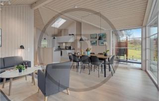 Amazing Home In Ebeltoft With Kitchen - Ebeltoft - 3