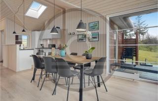 Amazing Home In Ebeltoft With Kitchen - Ebeltoft - 2