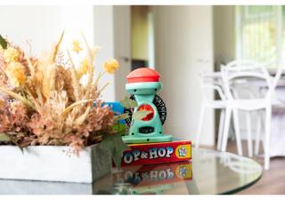 Cozy 3 BD House, Perfect for Large Group of 6 - 4