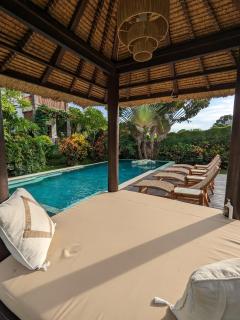 Kamayana, Peaceful & Quiet 6BR Villa with huge pool and Tropical garden - Canggu - 8