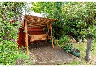 Nature's Serenade:3BR Classic Home-Jacuzzi & Sauna - Canvey Island - 4