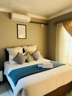 Laguna Guesthouse - Kuruman - 2