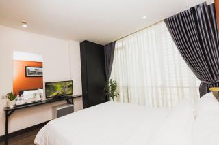 The One Premium Hotel - 3