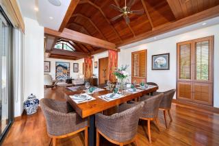 Seaview 5BR Pool Villa Apsara, Free Breakfast and Full Service, 5 min walk to Kata Beach - Strand Kata - 8