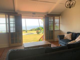 Divers Villa - Flying Fish Cove - 3