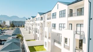 Bright and airy Parisian Gem close to the beach - Cape Town - 8