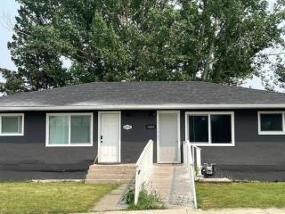 CenterStreet-Cozy 2bedroomSuite - 3