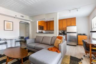 Old Town North 1br w rooftop pool nr museums WDC-762 - 9