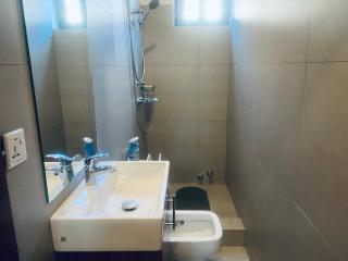 2bedroom east airport suits - Accra - 7