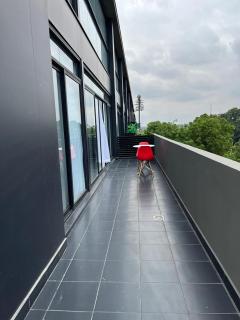 Embassy Gardens Upscale D-Plus Apartments - Cantonments - 2