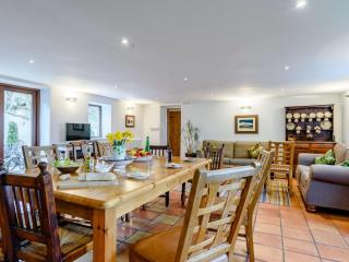 5 Bed in Crickhowell BN365 - Llangattock - 7