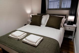 Extended stays I contractors I free parking - Londra - 3