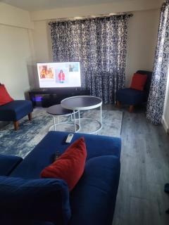 Silverbuttons Apartments & Eats - Dickenson Bay - 8