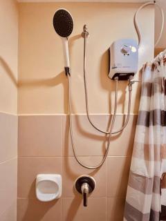 A2* * Uptown Retreat - Iloilo - 3