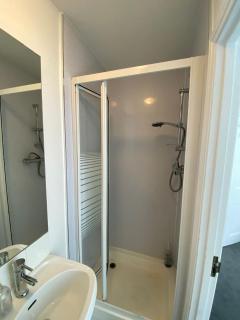 Remarkable 1-Bed Apartment in Putney Village - Londra - 3