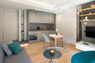 Aera Luxury Suites - 303 304 305 - 2