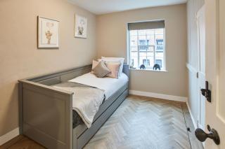 Whitby Boutique - Market Quarters - 2