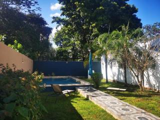 Residencia Maya con Hermosa Alberca y Jardines - 4