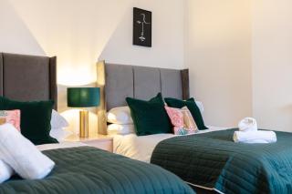 Luxury Boutique 5 bedroom House in Cardiff - 5