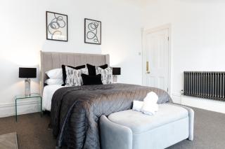 Luxury Boutique 5 bedroom House in Cardiff - 3