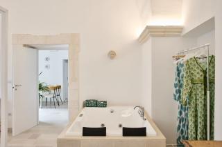 Silentio Suite N2-Ostuni-Jacuzzi - 9