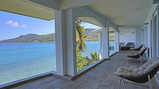 VallonEnd Beachfront villa with excellent view - 4