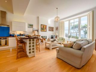3 Bed in Tenby FB301 - United Kingdom - 7