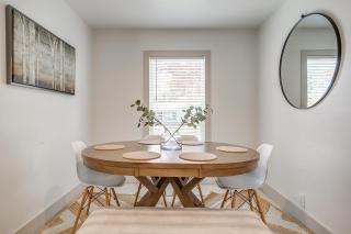 Pickleball Court - Walk to AT&T Stadium, Globe Life, Six Flags, Texas Live! & more - 3