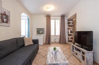 Cozy 1 Bdr at Nice Port - 4