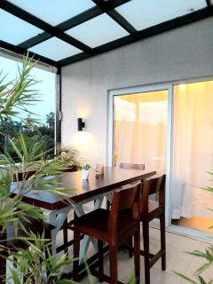 Spacious, Scenic & Homely Loft - 9