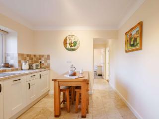 2 Bed in Llangollen 43916 - Overton - 5