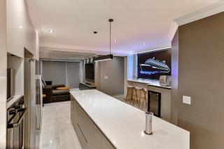 Chakas Terrace 7 - Luxurious Beach House - Ballito - 5