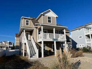 Hat Trick--655 Pampas Court Ocean Lakes Section O - Corolla - 9