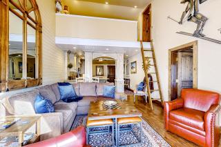 The Silver Saddle - Ketchum - 6