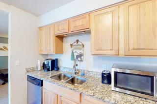 It's Four O'Clock Somewhere - 3