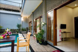 Canggu Ocean House/Pink. By walk to the beach! - Canggu - 8