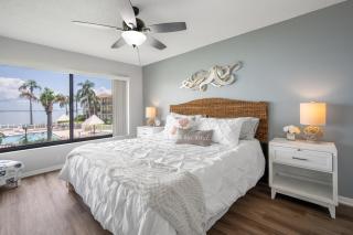 Serenity Shores Hideaway - Sint-Petersburg - 3