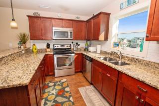 CB51, OBXcape- Oceanside, Hot Tub, Community Pool - Corolla - 2