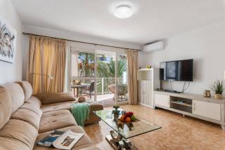 Apartment Penyon - PlusHolidays - 9