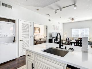 4 Bedroom Townhouse in a Gated Resort! - Kissimmee - 4