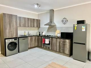Scenic Modern apartment in Century Ciity - Kaapstad - 1